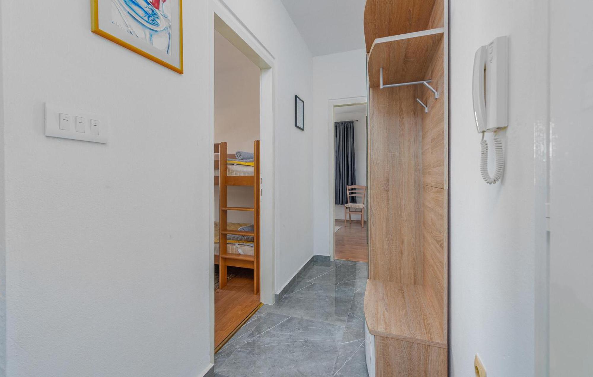 Amazing Apartment In Pakoštane Exterior foto